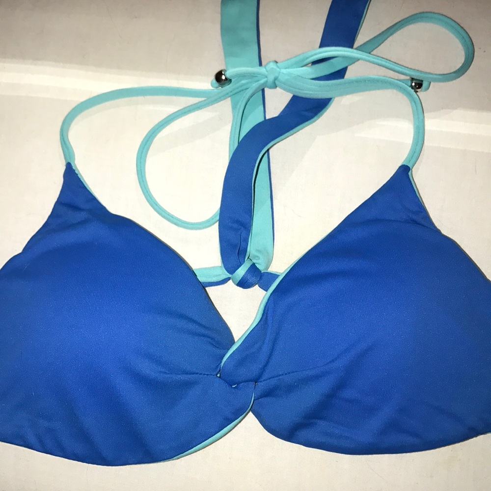 Reversible padded bikini top